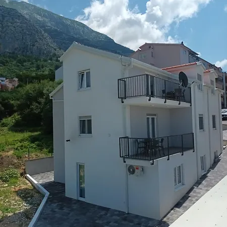 Luxury L&f Apartment Makarska